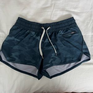 Vuori Clementine shorts